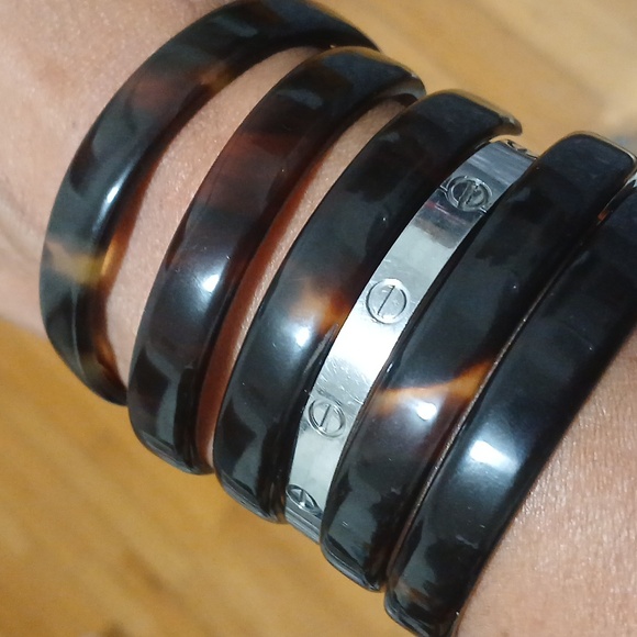 Tortoise Shell Patterned Bangles 5 Bangles - Picture 3 of 5
